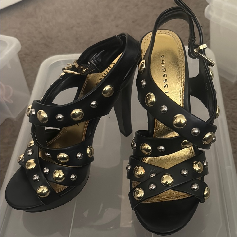 Chinese Laundry Black and Gold Gladiator Heels